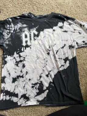 AC/DC Men’s medium Band Tee in Black & White